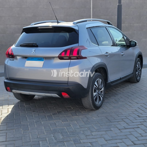 Peugeot 2008 2019 Gray Automatic Used for Sale in Greater Cairo ( Cairo + Giza) - 4