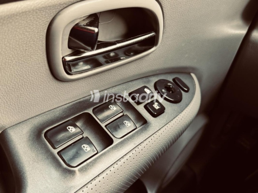 Kia Carens 2012 Black Automatic Used for Sale in Heliopolis - 10