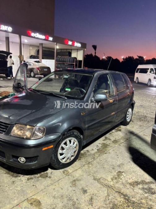 Volkswagen Polo 2000 Silver Manual Used for Sale in Hurghada - 2