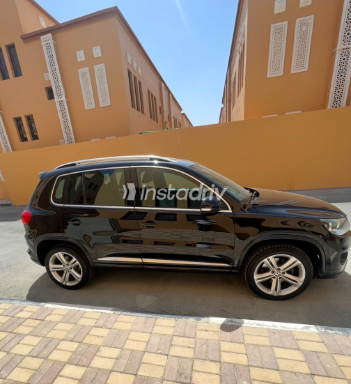 Volkswagen Tiguan 2016 Black Automatic Used for Sale in Greater Cairo ( Cairo + Giza) - 1