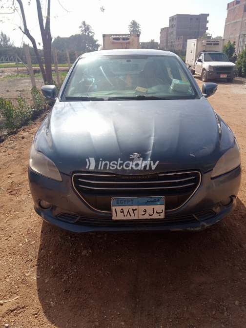 Peugeot 301 2016 Blue Automatic Used for Sale in Greater Cairo ( Cairo + Giza) - 1