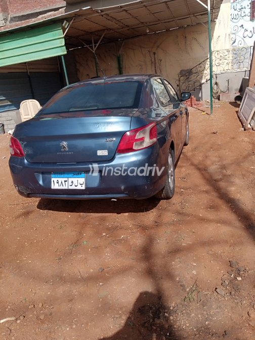 Peugeot 301 2016 Blue Automatic Used for Sale in Greater Cairo ( Cairo + Giza) - 2