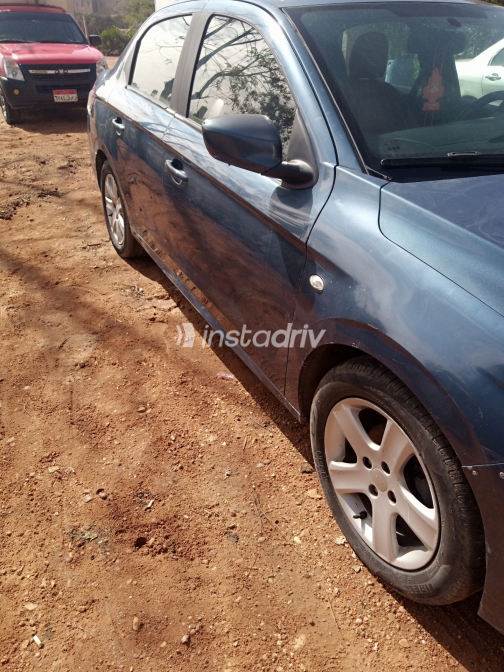 Peugeot 301 2016 Blue Automatic Used for Sale in Greater Cairo ( Cairo + Giza) - 3