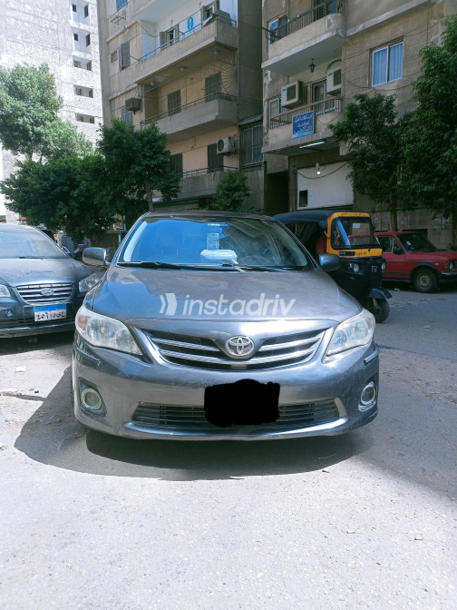 Toyota Corolla 2013 Gray Automatic Used for Sale in Greater Cairo ( Cairo + Giza) - 1