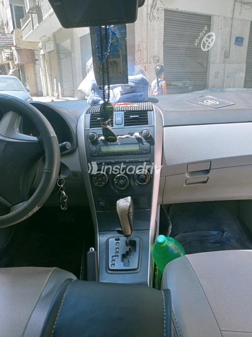 Toyota Corolla 2013 Gray Automatic Used for Sale in Greater Cairo ( Cairo + Giza) - 6
