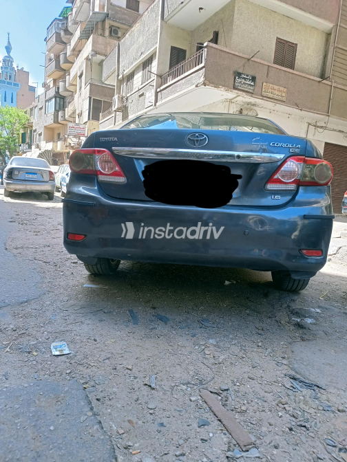 Toyota Corolla 2013 Gray Automatic Used for Sale in Greater Cairo ( Cairo + Giza) - 8