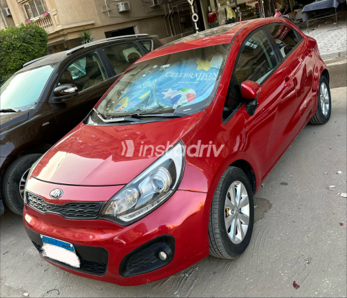 Kia Rio 2013 Red Automatic Used for Sale in Greater Cairo ( Cairo + Giza) - 3