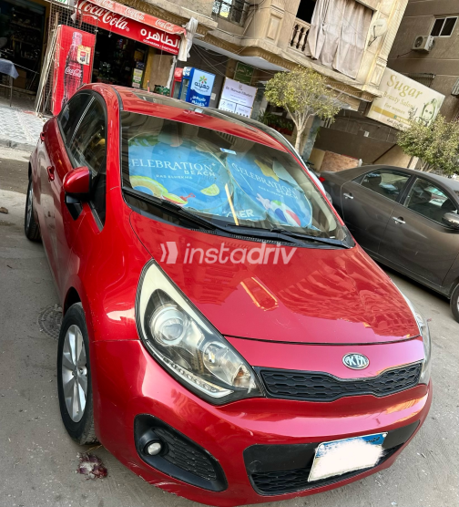 Kia Rio 2013 Red Automatic Used for Sale in Greater Cairo ( Cairo + Giza) - 5
