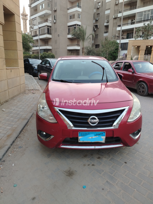 نيسان صنى 2020 أحمر أوتوماتيك مستعملة للبيع في القاهرة الكبرى ( القاهرة - الجيزة) - 2