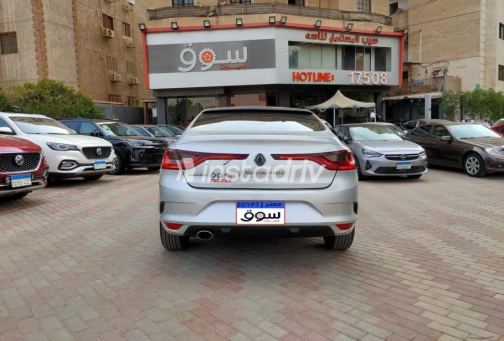 رينو ميجان 2021 فضي أوتوماتيك مستعملة للبيع في المعادى - 4