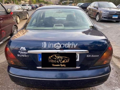 Nissan Sunny 2011 Blue Automatic Used for Sale in Cairo - 4