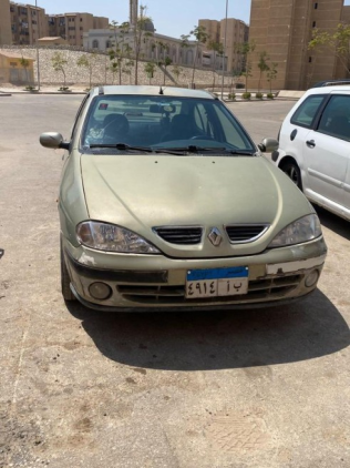 Renault Megane 2001 Silver Automatic Used for Sale in Sheikh Zayed City