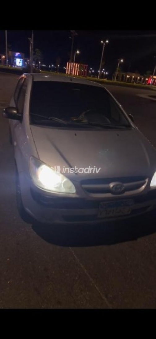 Hyundai Getz 2010 Silver Manual Used for Sale in Sharm el-Sheikh - 9