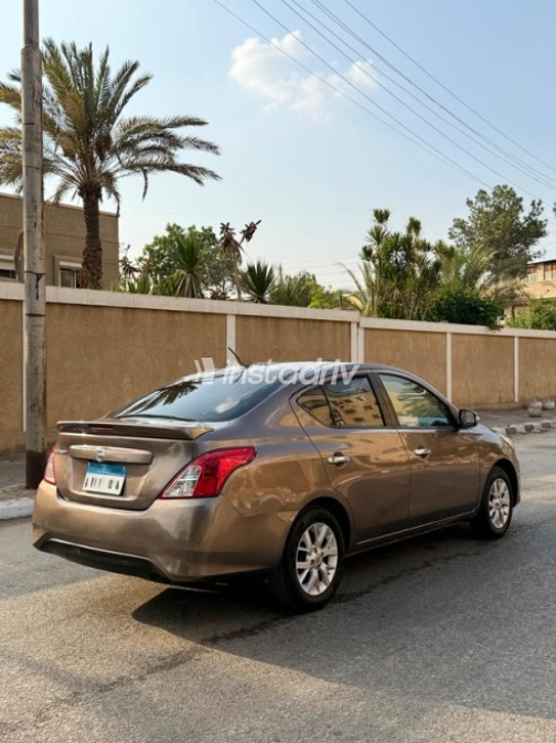 Nissan Sunny 2022 Gray Automatic Used for Sale in Heliopolis - 4