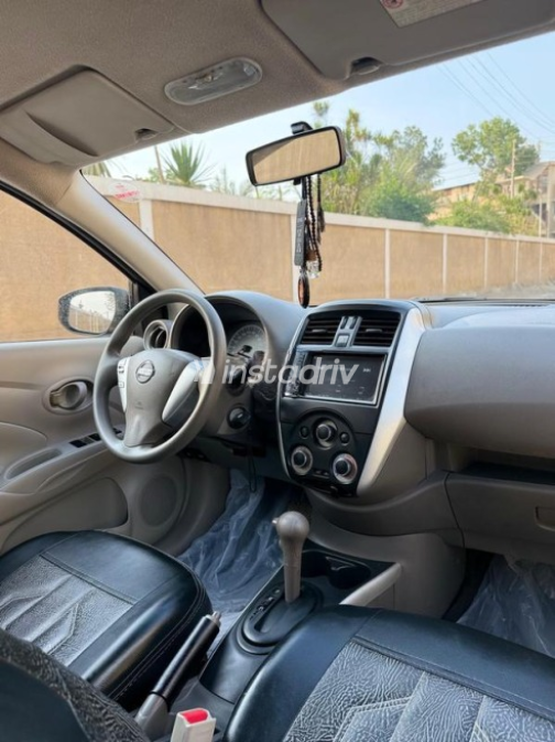 Nissan Sunny 2022 Gray Automatic Used for Sale in Heliopolis - 8