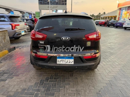 Kia Sportage 2014 Black Automatic Used for Sale in Sheikh Zayed City - 6