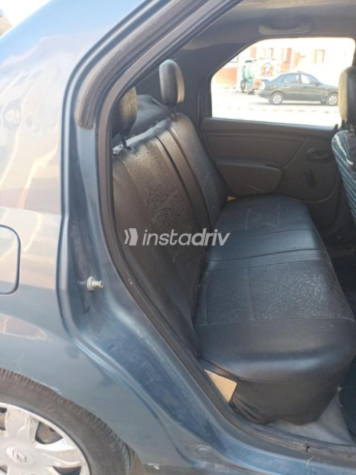 Renault Logan 2010 Petroleum Manual Used for Sale in Aswan - 2