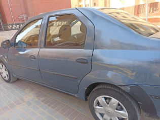 Renault Logan 2010 Petroleum Manual Used for Sale in Aswan