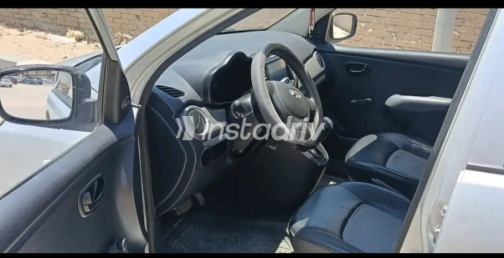 Hyundai I10 2008 Silver Automatic Used for Sale in Cairo - 4