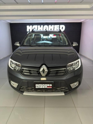 Renault Sandero Step Way 2022 Black Automatic Used for Sale in Cairo
