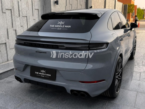 Porsche Cayenne 2024 Gray Automatic Used for Sale in Greater Cairo ( Cairo + Giza) - 7