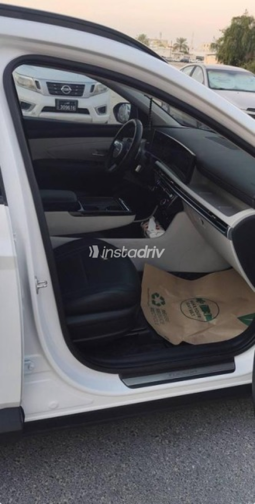 Hyundai Tucson 2025 White Automatic Used for Sale in Sharqia - 4