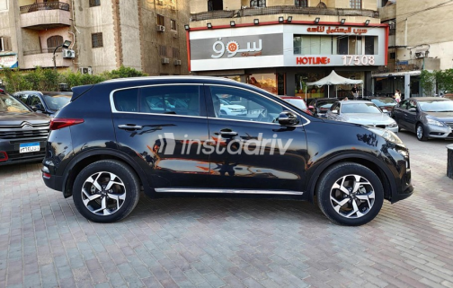 Kia Sportage 2020 Black Automatic Used for Sale in Maadi - 3