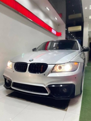 BMW 320 2011 Silver Automatic Used for Sale in Alexandria