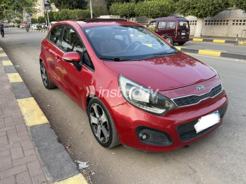 Kia Rio 2013 Red Automatic Used for Sale in Banha - 3