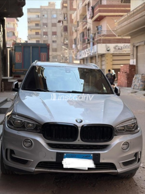 بي ام دبليو X5 2018 فضي أوتوماتيك مستعملة للبيع في الدقهلية - 2