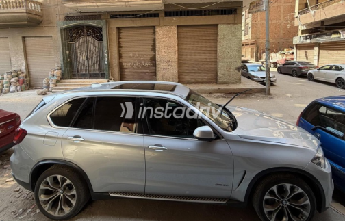 بي ام دبليو X5 2018 فضي أوتوماتيك مستعملة للبيع في الدقهلية - 3