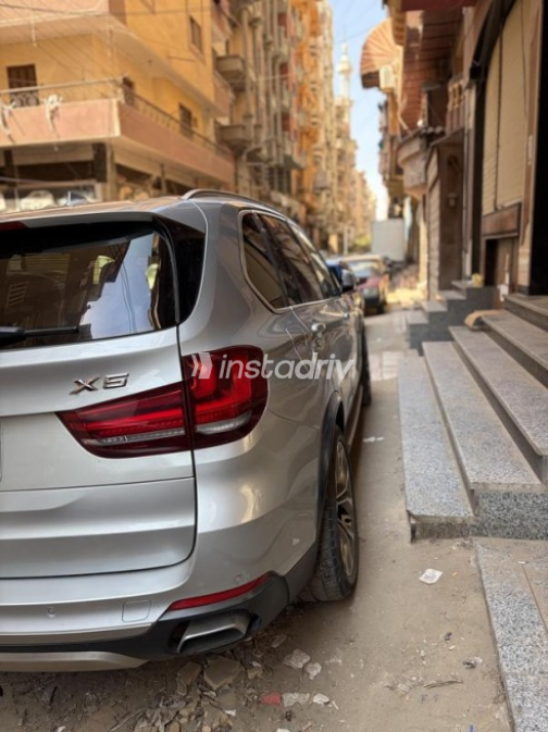 بي ام دبليو X5 2018 فضي أوتوماتيك مستعملة للبيع في الدقهلية - 8
