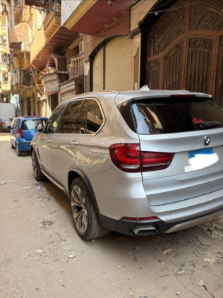 بي ام دبليو X5 2018 فضي أوتوماتيك مستعملة للبيع في الدقهلية