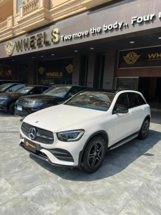 مرسيدس GLC 200 2021 أبيض أوتوماتيك مستعملة للبيع في القاهرة