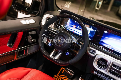 Mercedes G 63 AMG 2025 Black Automatic Used for Sale in Sheikh Zayed City - 3