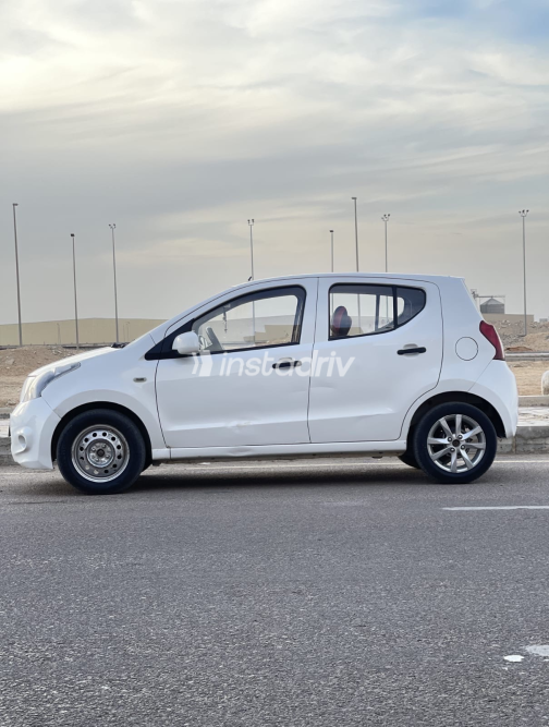 Zotye Xplosion 2018 White Manual Used for Sale in Greater Cairo ( Cairo + Giza) - 3