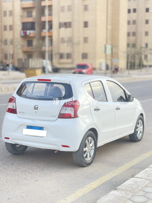 Zotye Xplosion 2018 White Manual Used for Sale in Greater Cairo ( Cairo + Giza) - 8