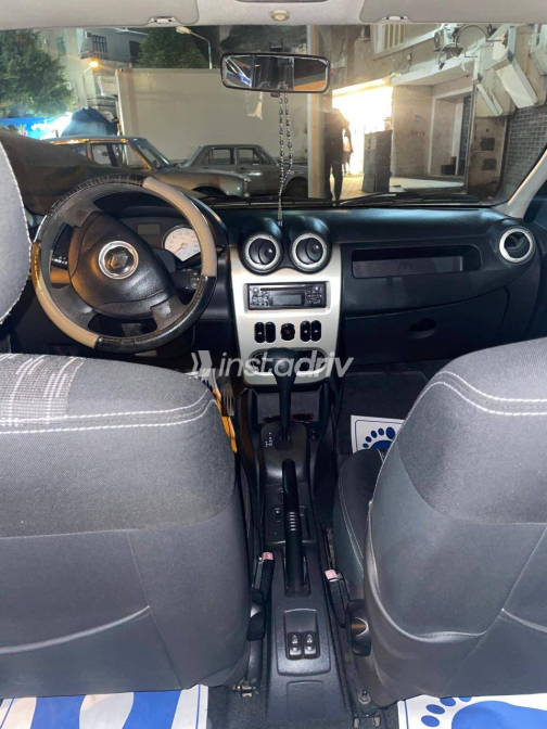 Renault Logan 2013 Dark Gray Automatic Used for Sale in Greater Cairo ( Cairo + Giza) - 3