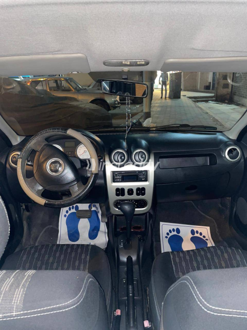 Renault Logan 2013 Dark Gray Automatic Used for Sale in Greater Cairo ( Cairo + Giza) - 4