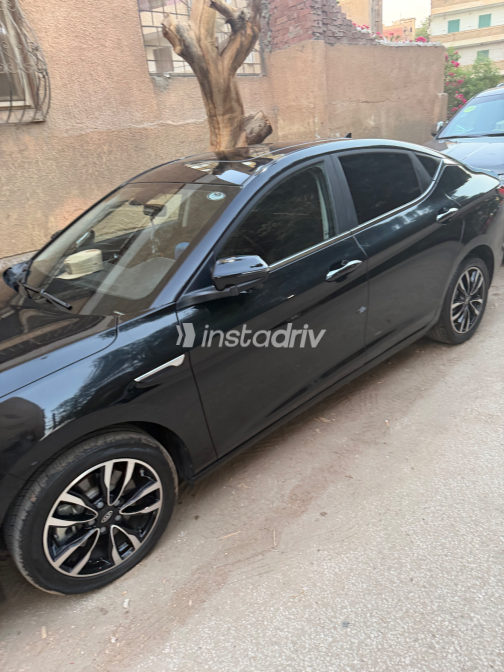 جاك J7 2025 أسود أوتوماتيك مستعملة للبيع في القاهرة الكبرى ( القاهرة - الجيزة) - 1