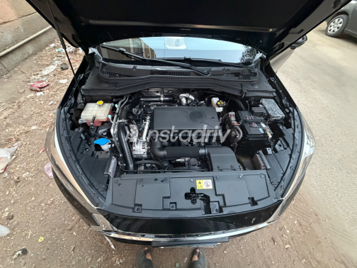 جاك J7 2025 أسود أوتوماتيك مستعملة للبيع في القاهرة الكبرى ( القاهرة - الجيزة) - 10