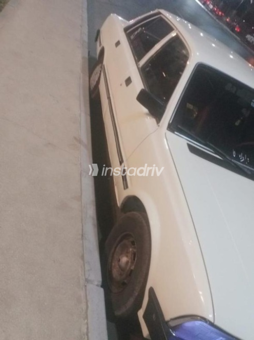 Peugeot 505 1980 White Manual Used for Sale in Greater Cairo ( Cairo + Giza) - 8