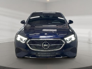 مرسيدس E 200 2025 أزرق غامق أوتوماتيك مستعملة للبيع في القاهرة