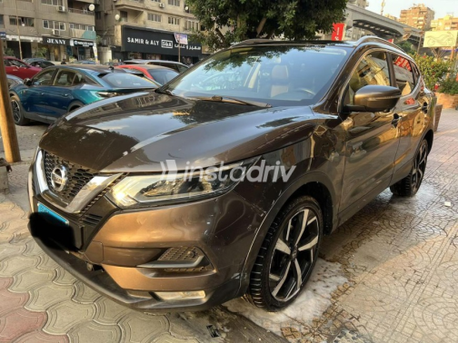 نيسان قشقاي 2019 أبيض أوتوماتيك مستعملة للبيع في مدينة نصر - 8