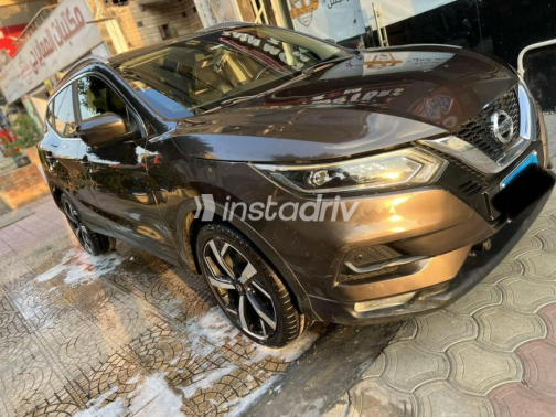 نيسان قشقاي 2019 أبيض أوتوماتيك مستعملة للبيع في مدينة نصر - 9