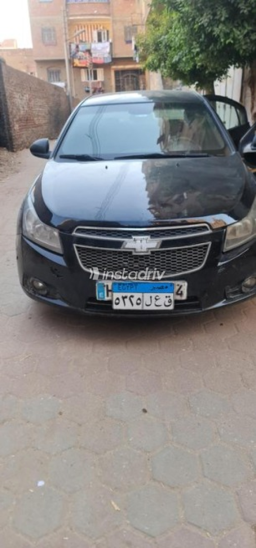 Chevrolet Cruze 2011 Black Automatic Used for Sale in Obour City - 1