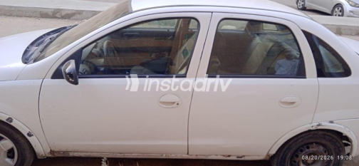 Opel Corsa 2004 White Manual Used for Sale in Sheikh Zayed City - 4