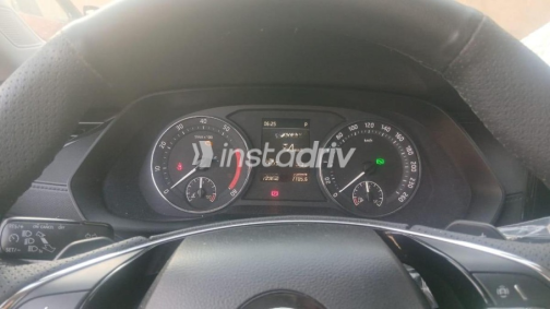 Skoda Octavia A8 2022 Petroleum Automatic Used for Sale in Cairo - 9
