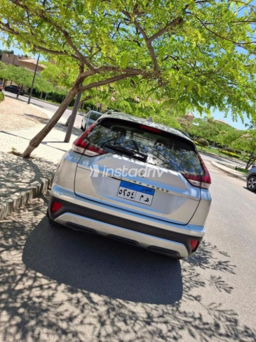 Mitsubishi Eclipse Cross 2022 Silver Automatic Used for Sale in Giza - 3