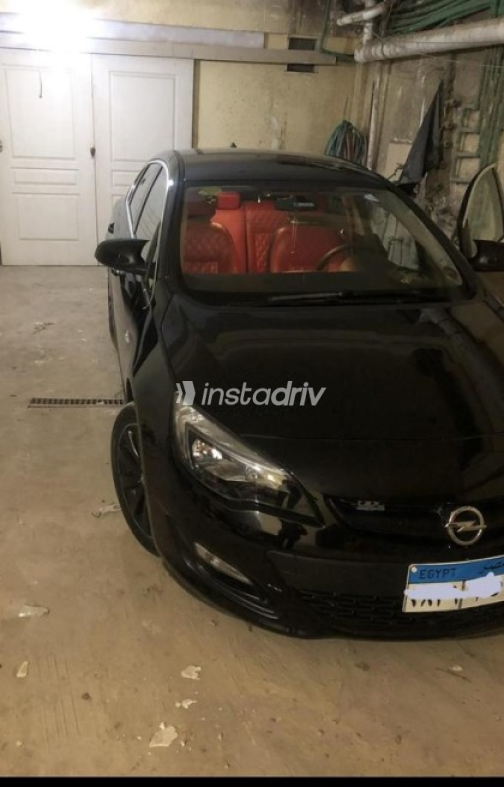 Opel Astra 2021 Black Automatic Used for Sale in 6 October - 1